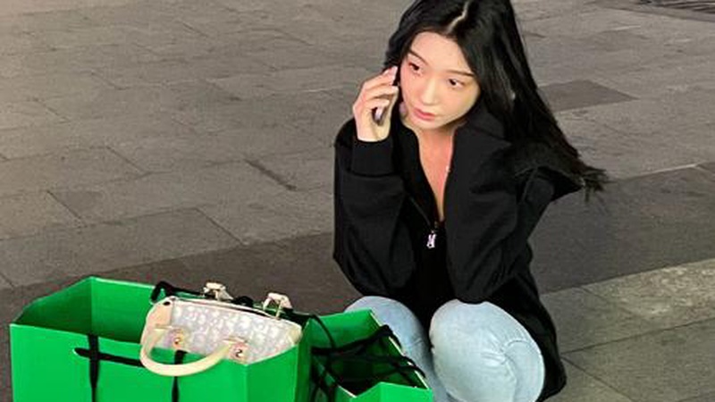 易梦玲否认马尔代夫亲热视频是AI？网友：这借口也太离谱了吧！